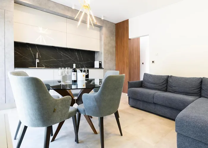 Monika Appartement *